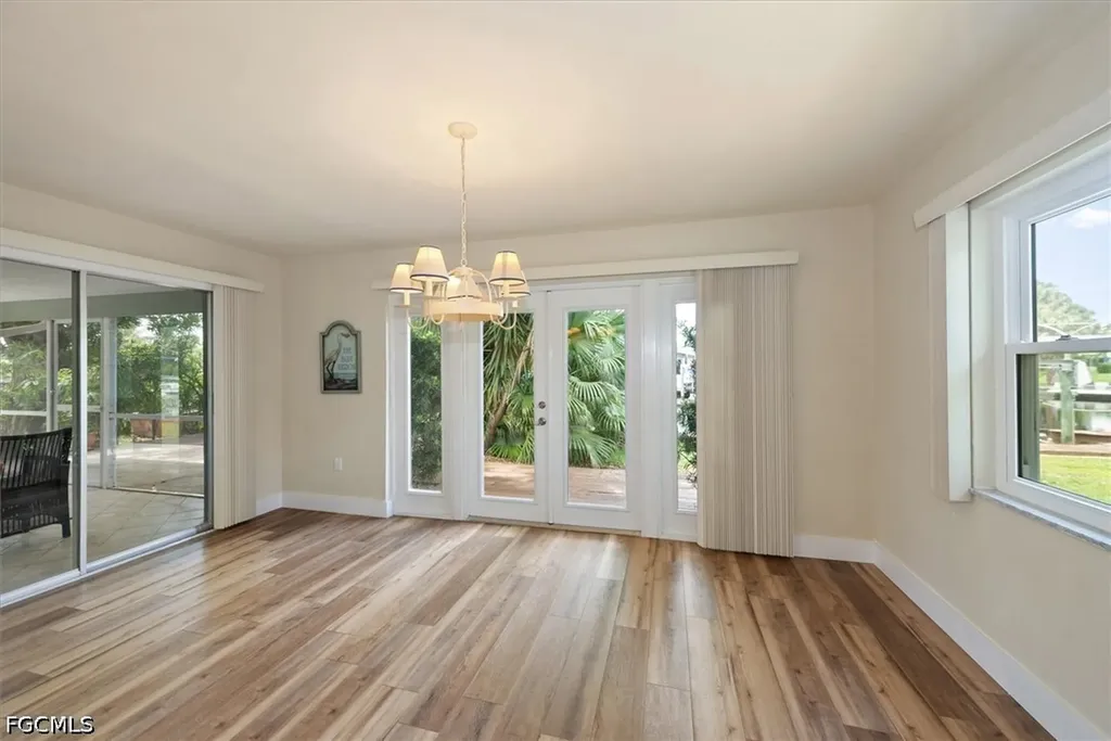 2221 Cape Way North Fort Myers FL 33917
