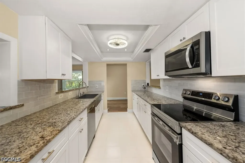 2221 Cape Way North Fort Myers FL 33917