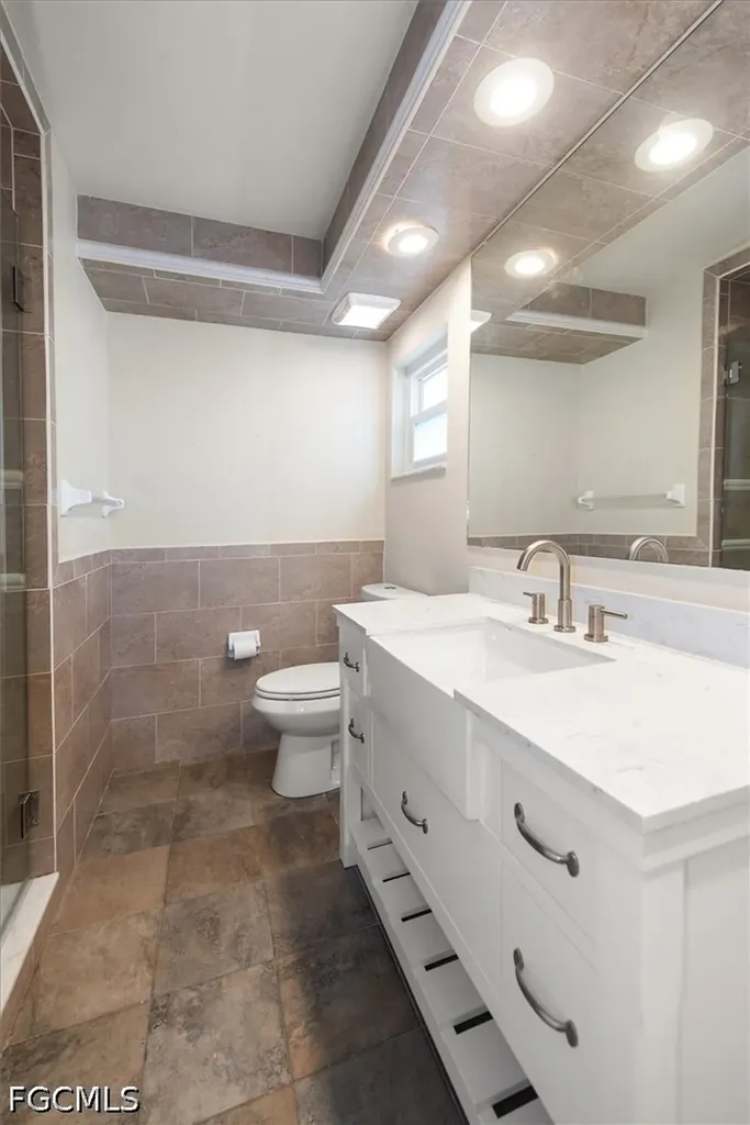 2221 Cape Way North Fort Myers FL 33917