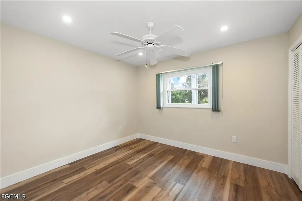 2221 Cape Way North Fort Myers FL 33917