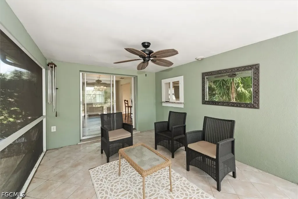 2221 Cape Way North Fort Myers FL 33917
