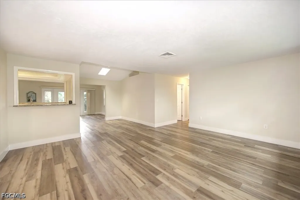 2221 Cape Way North Fort Myers FL 33917