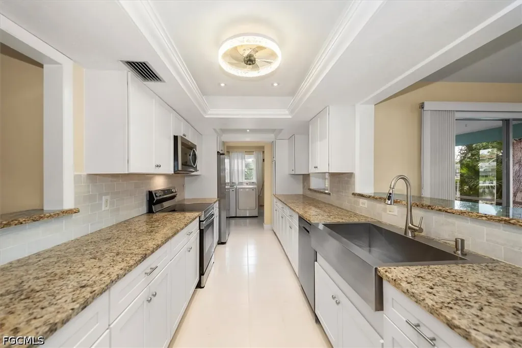 2221 Cape Way North Fort Myers FL 33917