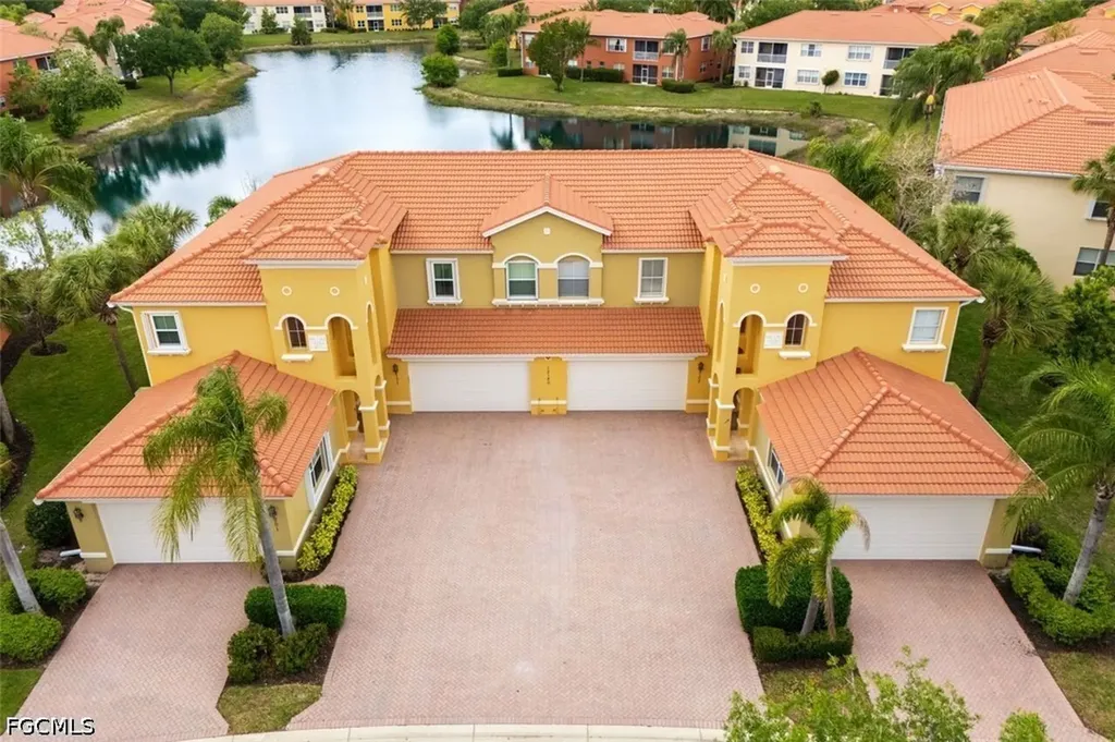 Fort Myers FL, 12180 Lucca Street, Unit 102