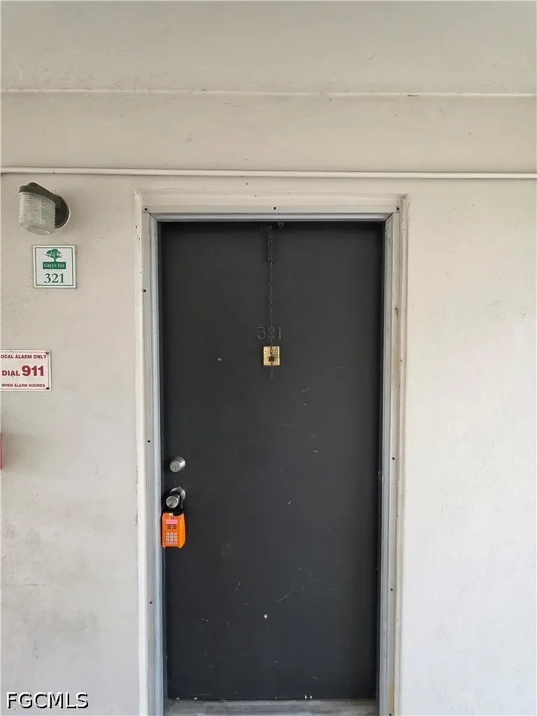 1830 Maravilla Avenue Fort Myers FL 33901