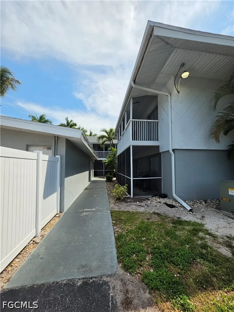 1849 Maravilla Avenue Fort Myers FL 33901