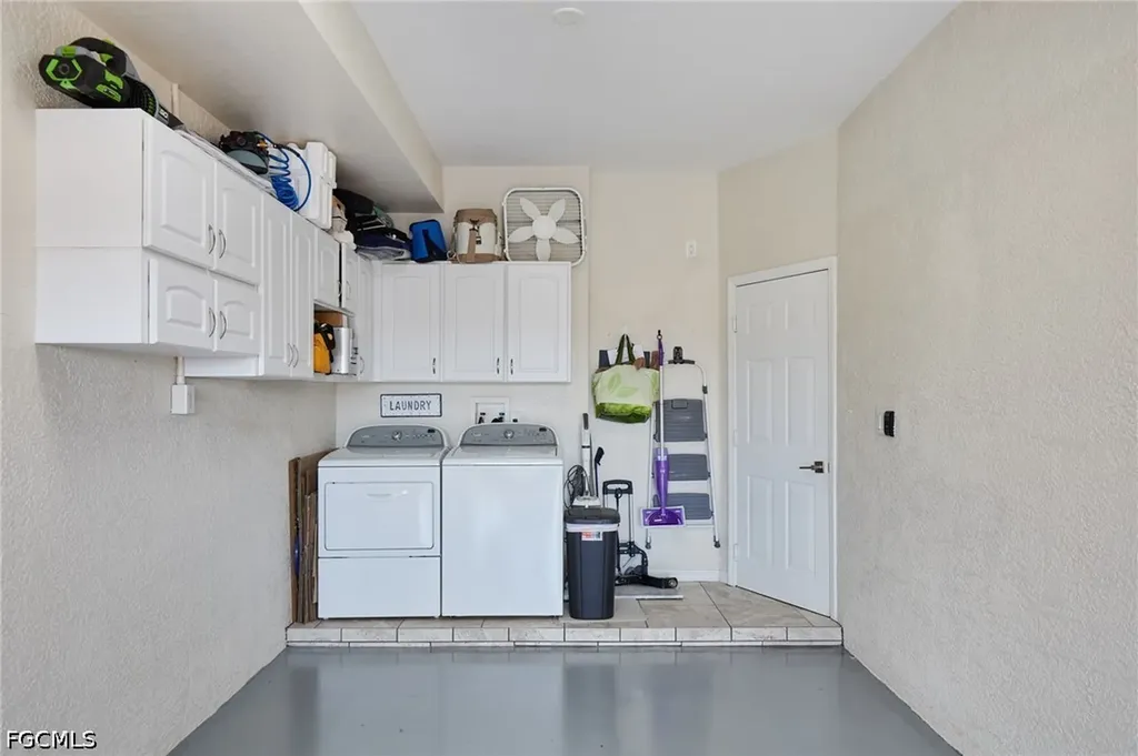 2647 Pine Street Matlacha FL 33993