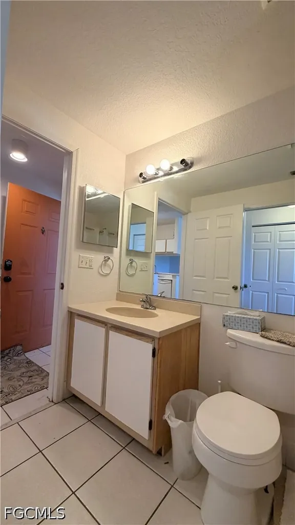 6490 Aragon Way Fort Myers FL 33966