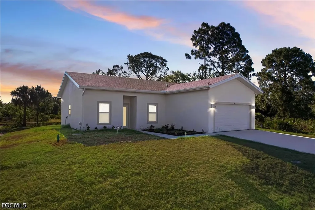 642 Stanley Avenue S Lehigh Acres FL 33974