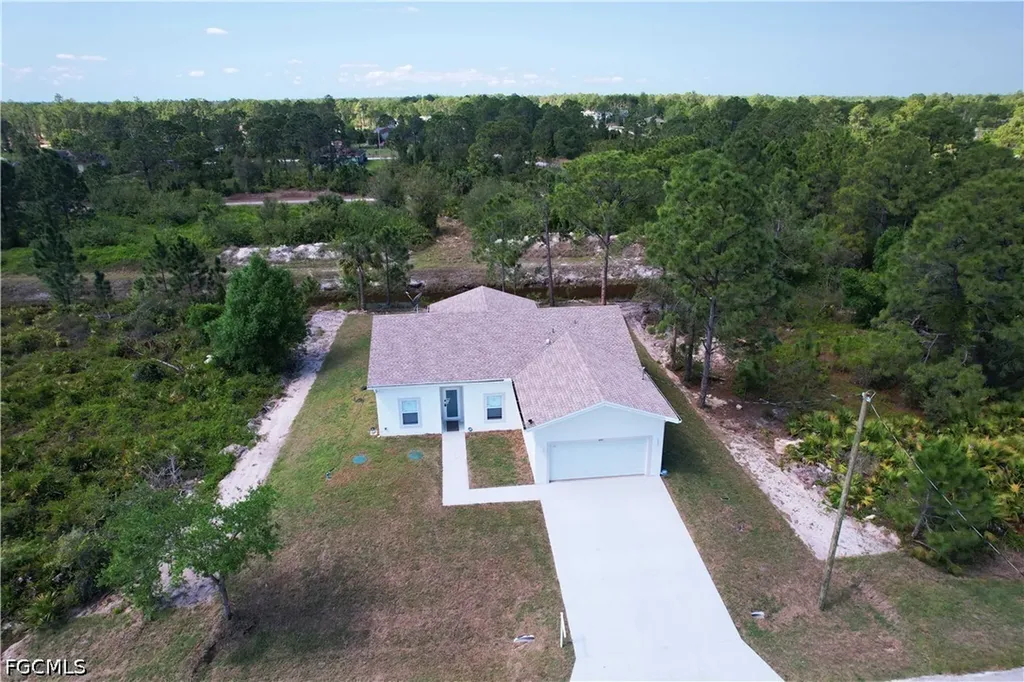 642 Stanley Avenue S Lehigh Acres FL 33974