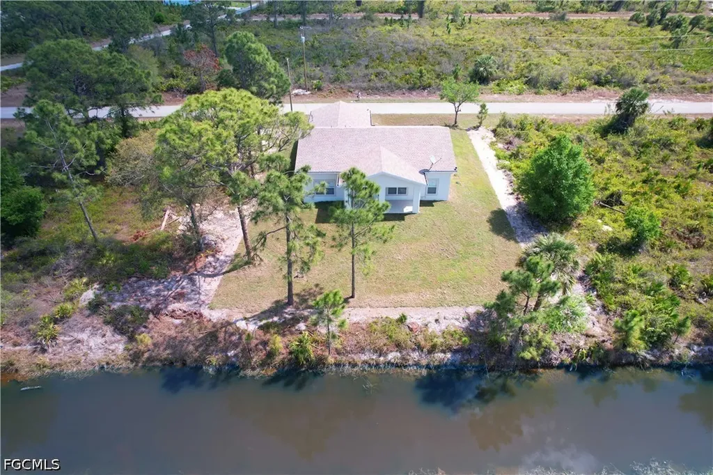 642 Stanley Avenue S Lehigh Acres FL 33974