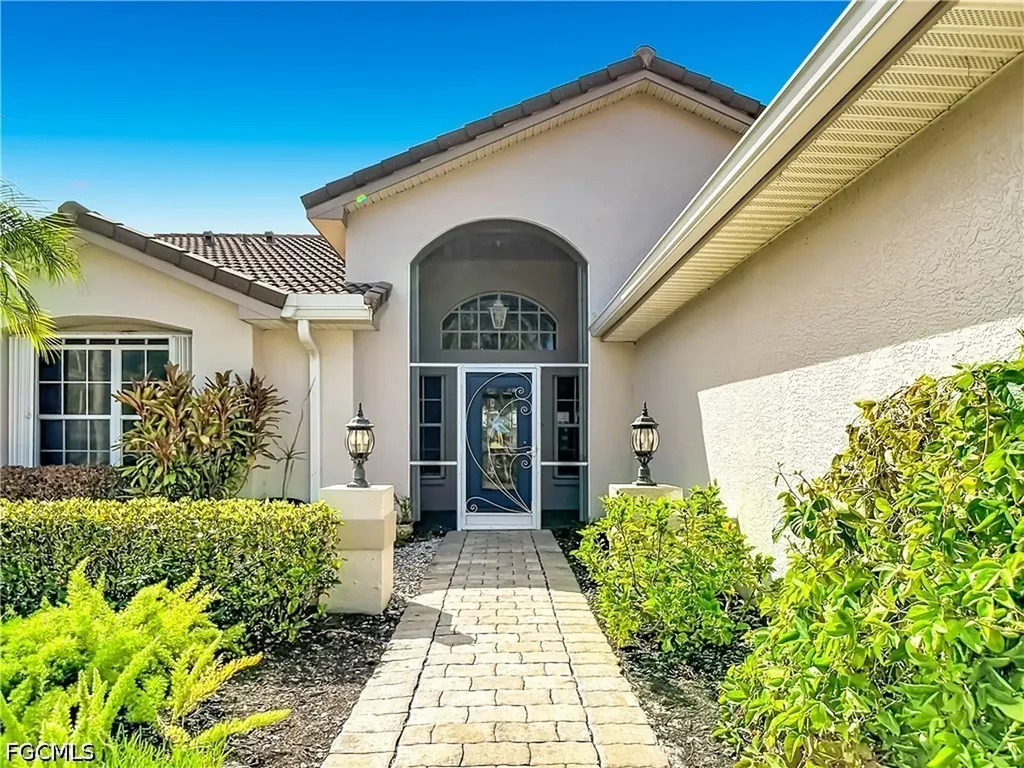 2411 Palo Duro Boulevard North Fort Myers FL 33917