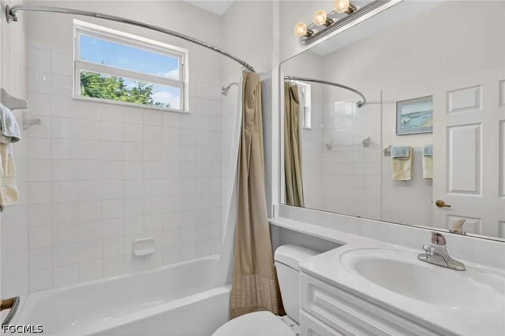 25009 Peacock Lane Naples FL 34114