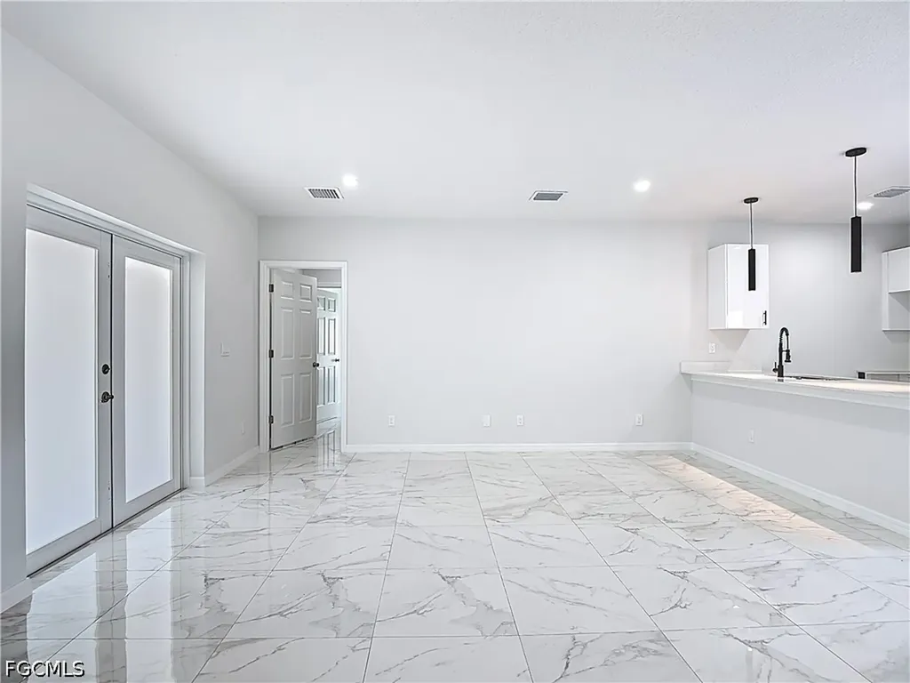 185 Thornton Avenue S Lehigh Acres FL 33974