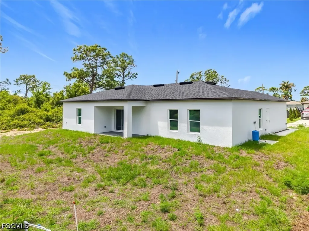185 Thornton Avenue S Lehigh Acres FL 33974
