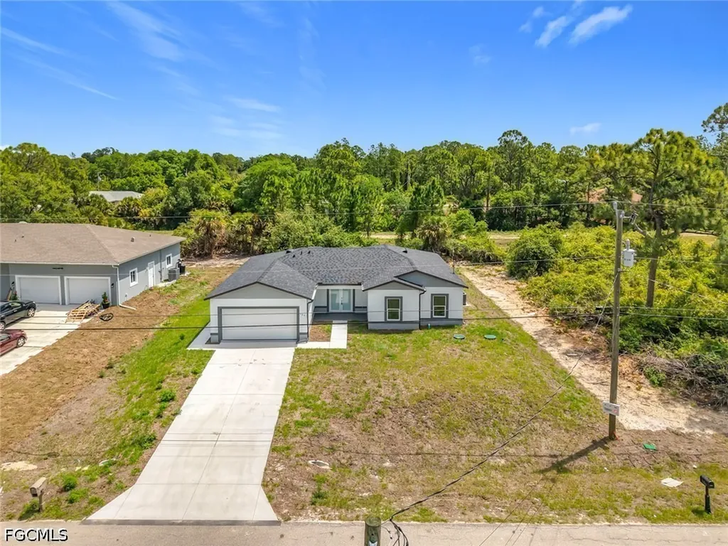 185 Thornton Avenue S Lehigh Acres FL 33974