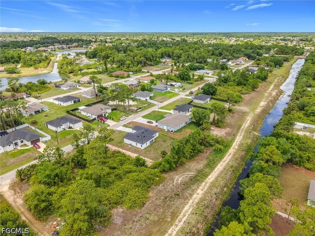 185 Thornton Avenue S Lehigh Acres FL 33974