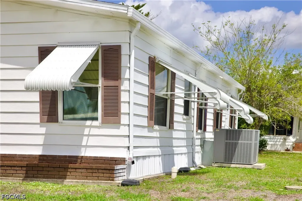 19400 Pony Lane North Fort Myers FL 33903