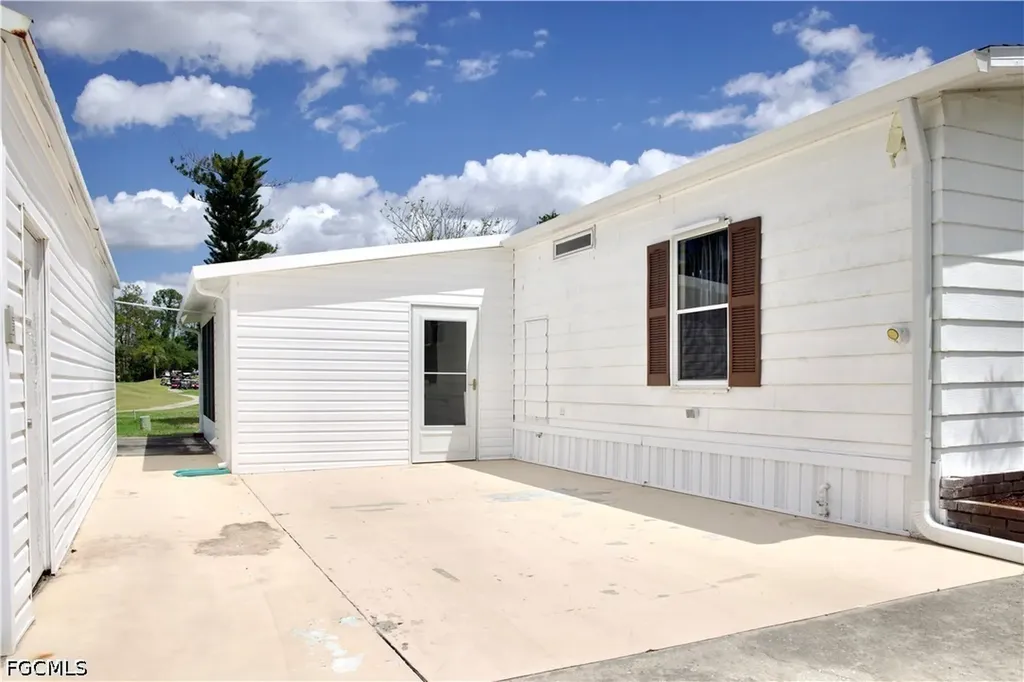19400 Pony Lane North Fort Myers FL 33903