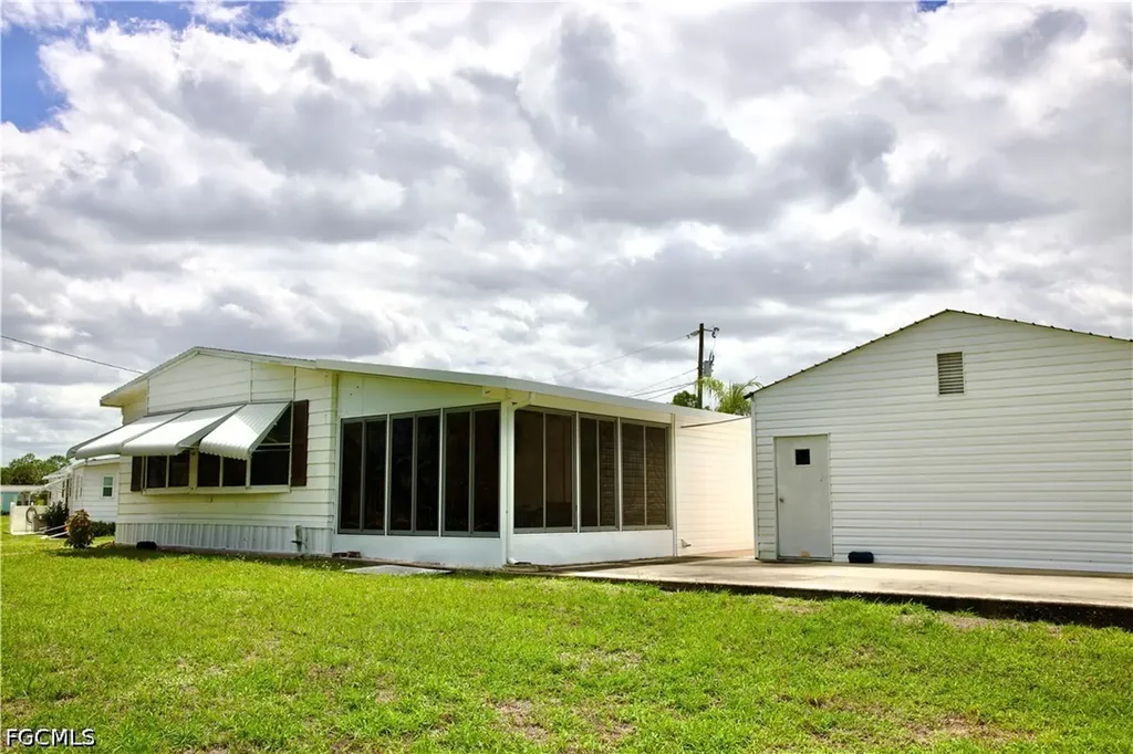 19400 Pony Lane North Fort Myers FL 33903