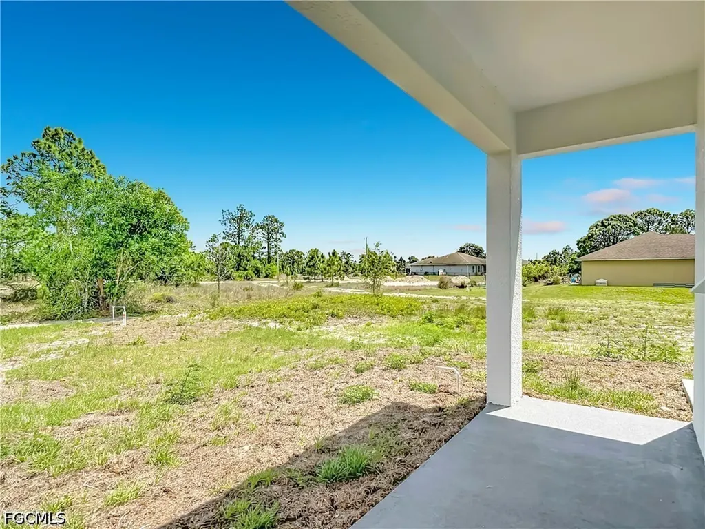 1137 Columbus Boulevard Lehigh Acres FL 33974