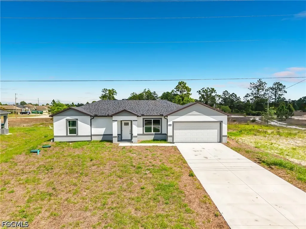 1137 Columbus Boulevard Lehigh Acres FL 33974
