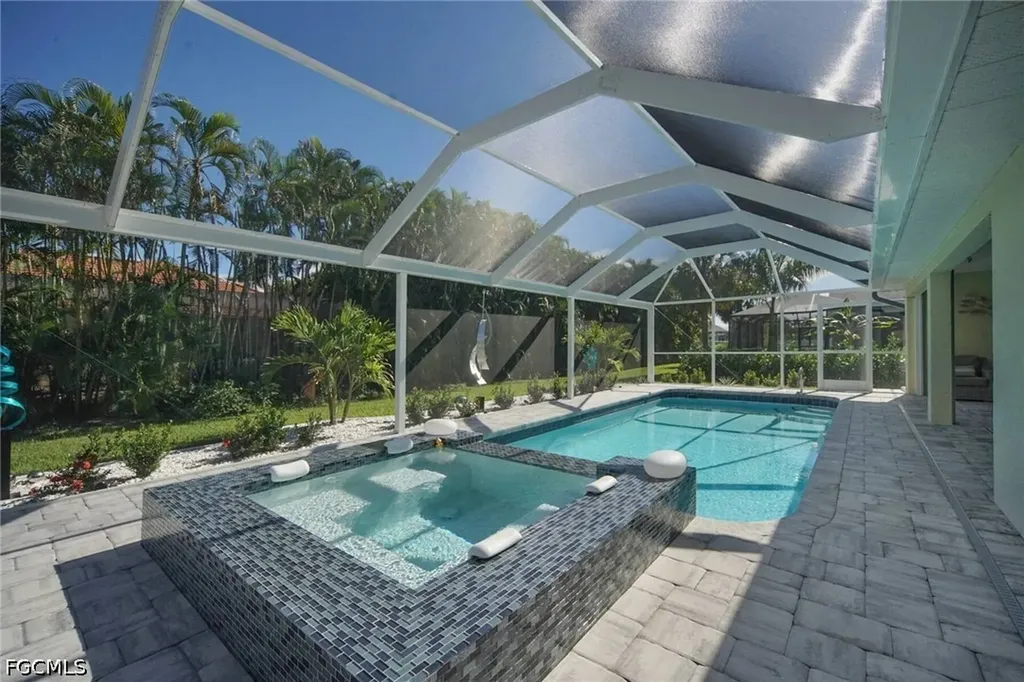 2531 SW 28th Place Cape Coral FL 33914