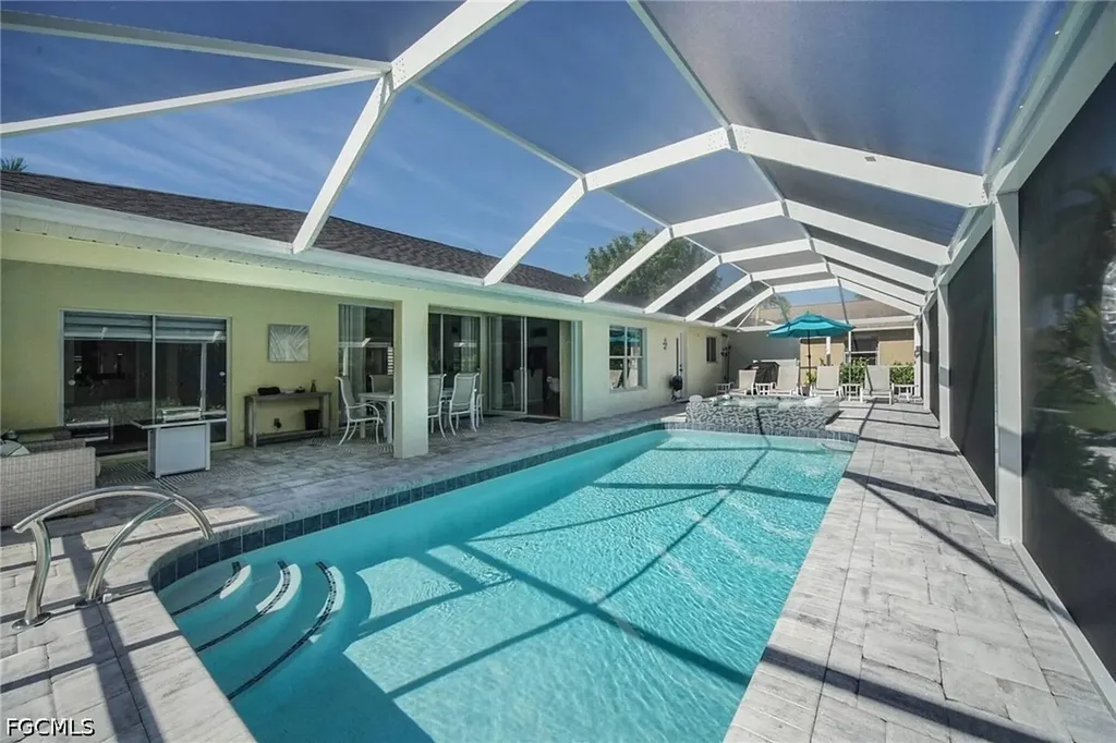 2531 SW 28th Place Cape Coral FL 33914