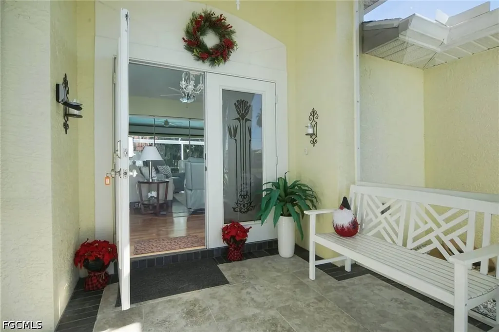 2531 SW 28th Place Cape Coral FL 33914