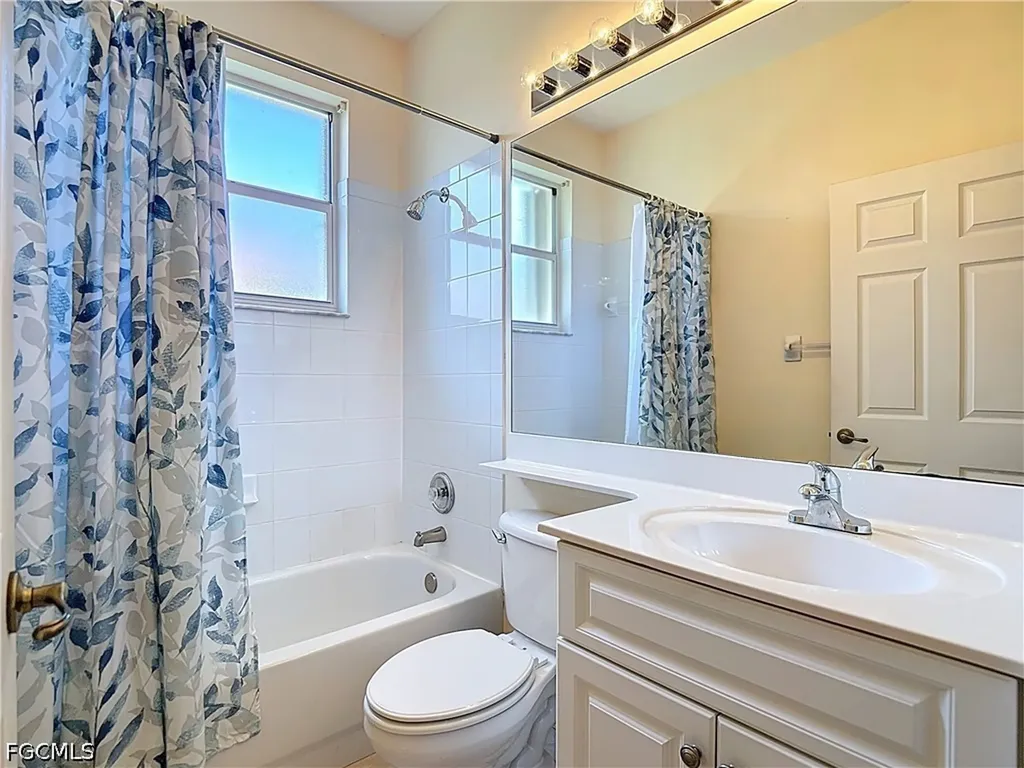 2061 Corona Del Sire Drive North Fort Myers FL 33917