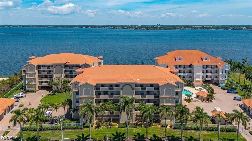 4235 SE 20th Place Cape Coral FL 33904