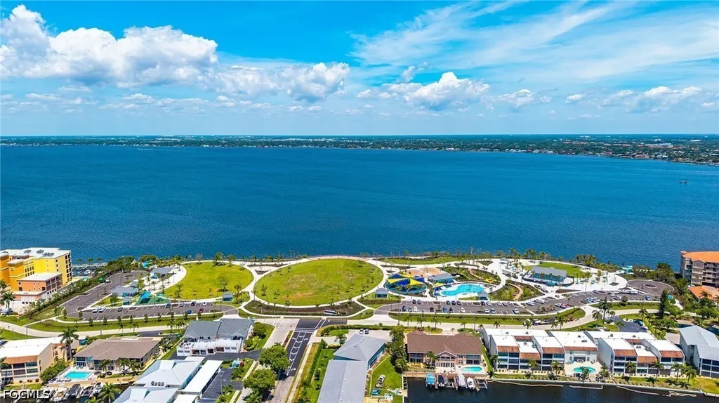4235 SE 20th Place Cape Coral FL 33904