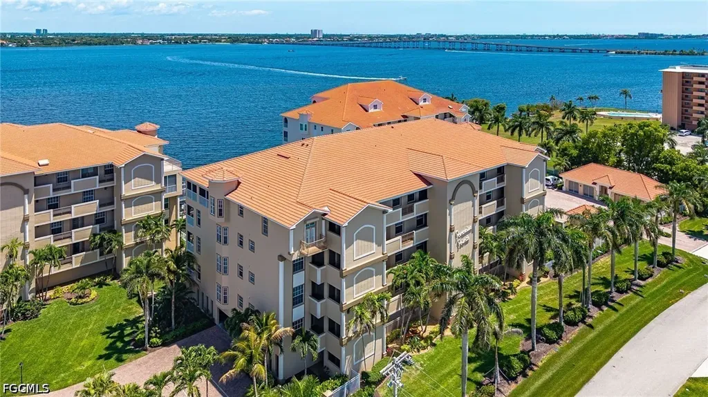 4235 SE 20th Place Cape Coral FL 33904