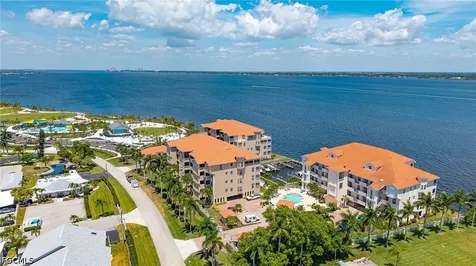 4235 SE 20th Place Cape Coral FL 33904