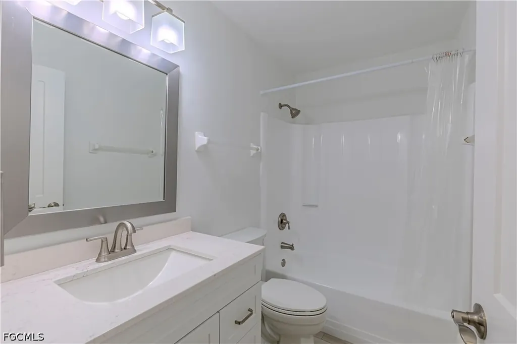 2722 SW 54th Terrace Cape Coral FL 33914