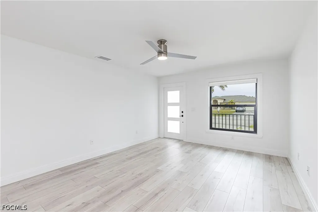 2722 SW 54th Terrace Cape Coral FL 33914