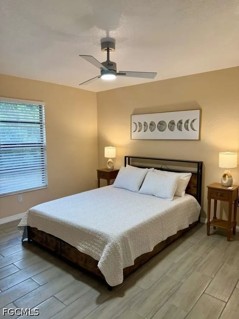 930 SW 34th Street Cape Coral FL 33914