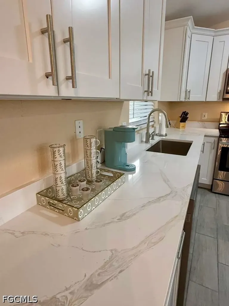 930 SW 34th Street Cape Coral FL 33914