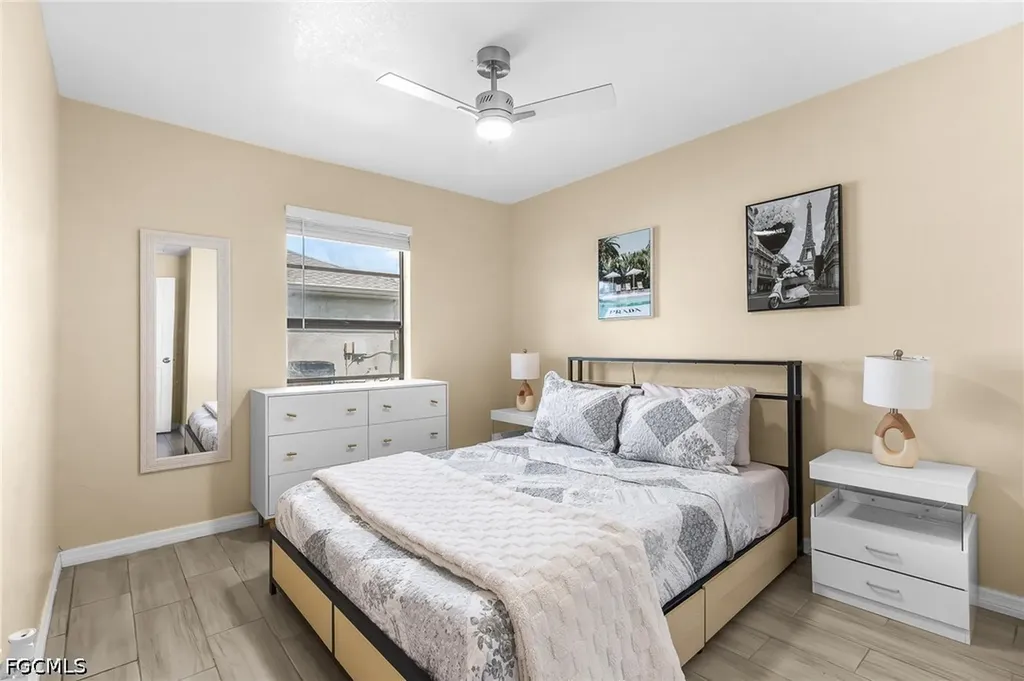 930 SW 34th Street Cape Coral FL 33914