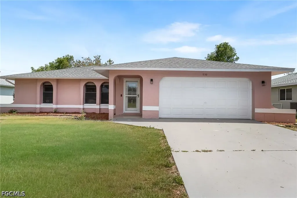 930 SW 34th Street Cape Coral FL 33914