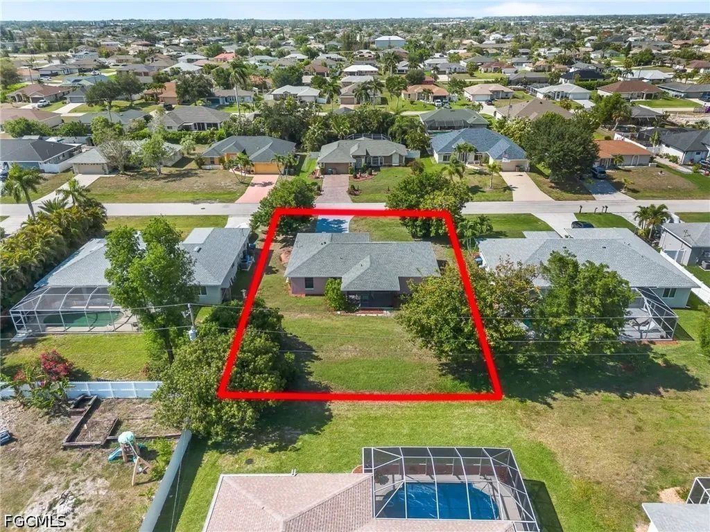 930 SW 34th Street Cape Coral FL 33914