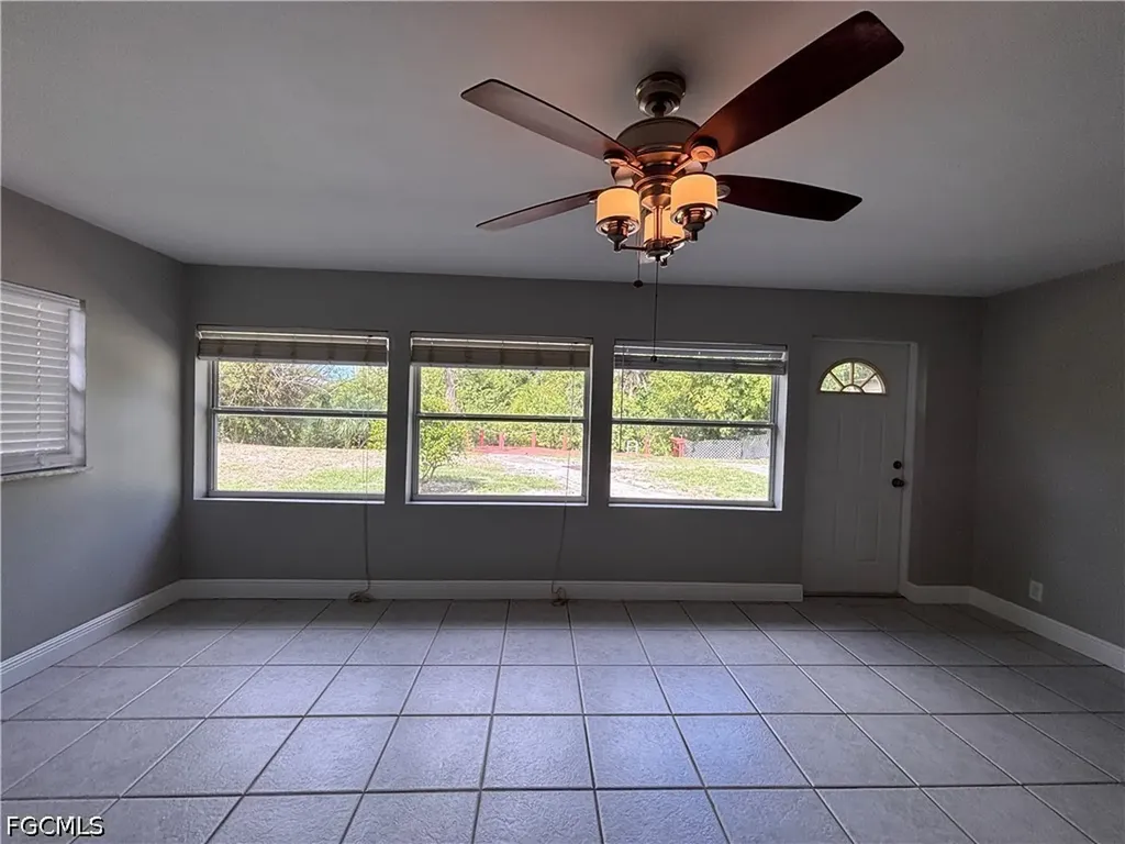 1933 Flamingo Drive North Fort Myers FL 33991