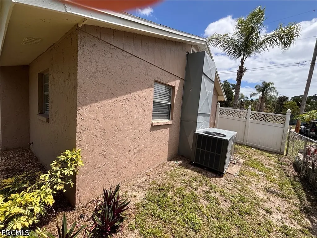 1933 Flamingo Drive North Fort Myers FL 33991