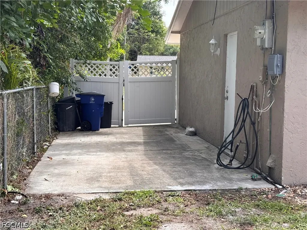 1933 Flamingo Drive North Fort Myers FL 33991