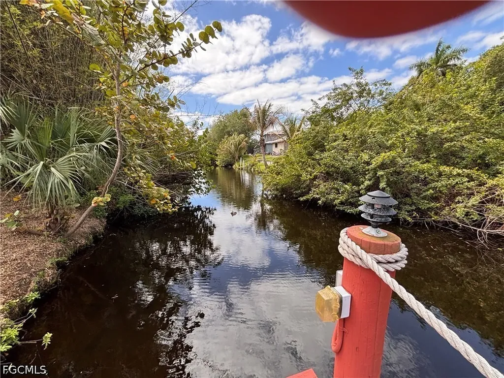 1933 Flamingo Drive North Fort Myers FL 33991