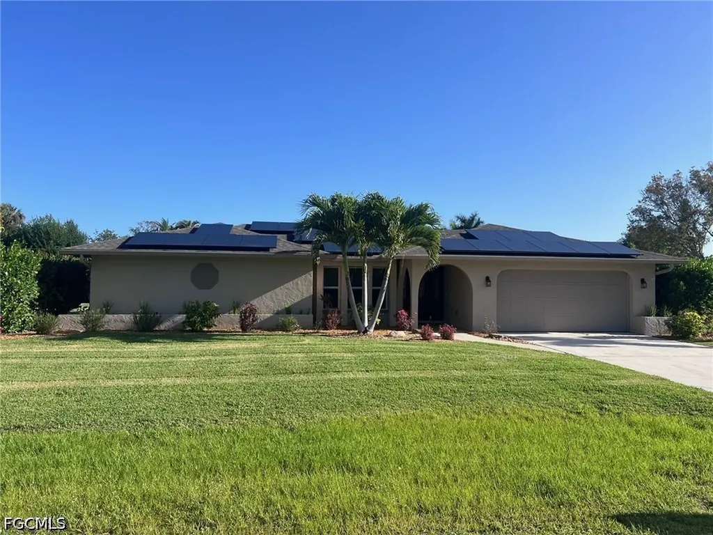 3705 Stoneridge Court Fort Myers FL 33908