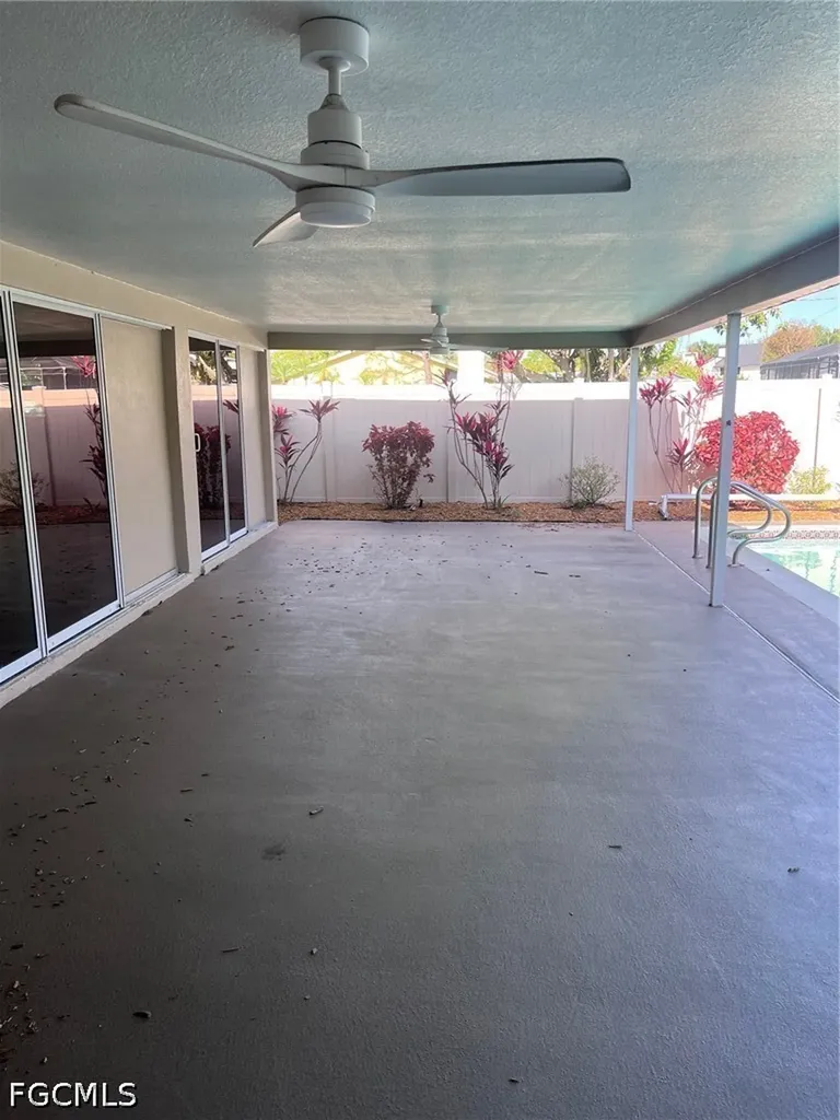 3705 Stoneridge Court Fort Myers FL 33908