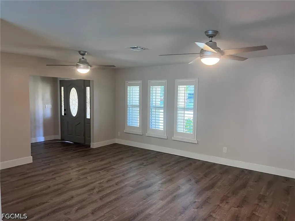 3705 Stoneridge Court Fort Myers FL 33908
