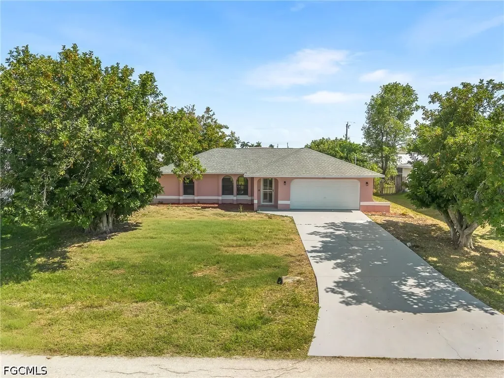 930 SW 34th Street Cape Coral FL 33914