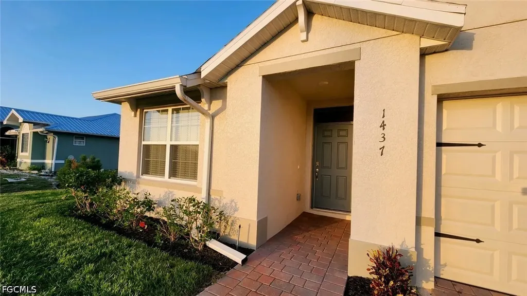 1437 NW 31st Place Cape Coral FL 33993